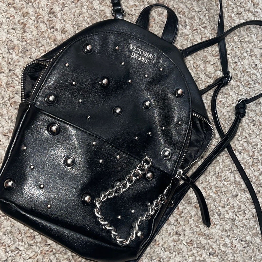 VS MINI BACKPACK